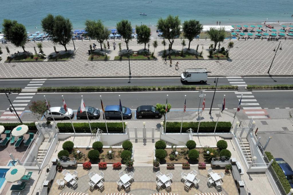 Hotel Pietra Di Luna Maiori Luaran gambar